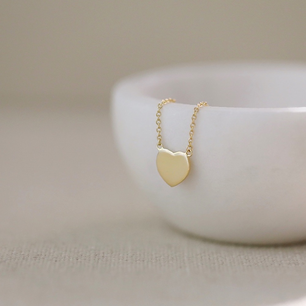 Dainty Heart Necklace | 14k Gold Plated - Picture 2 of 8